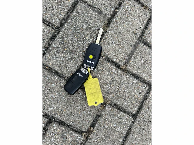 Kia picanto 1.0 dpi dynamic line 67pk 2023, s-482-xk - afbeelding 29 van  35