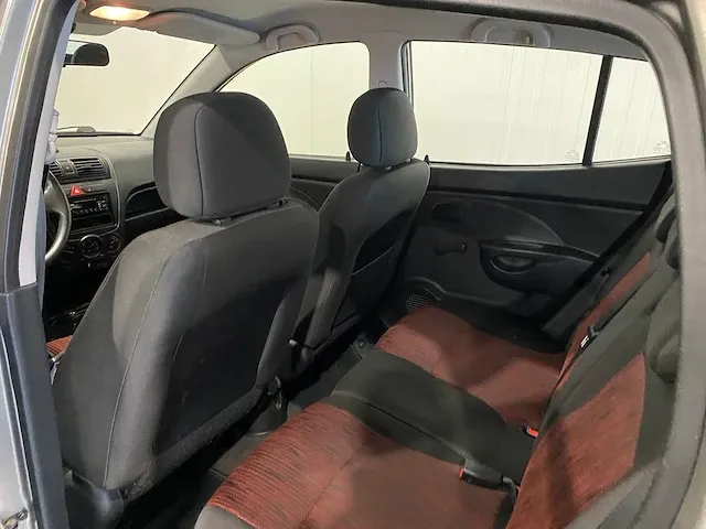 Kia picanto 1.1 fifteen 16-hnj-2 - afbeelding 2 van  19