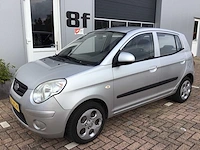 Kia picanto personenauto - afbeelding 1 van  20