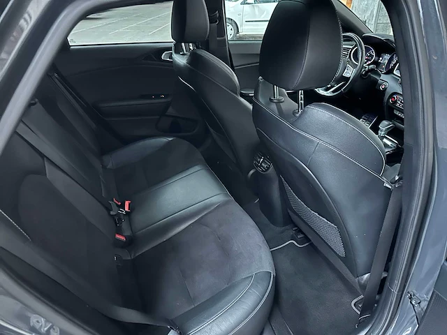 Kia proceed 1.4 t-gdi gt-plusline 140pk 2019, g-789-jf - afbeelding 44 van  57