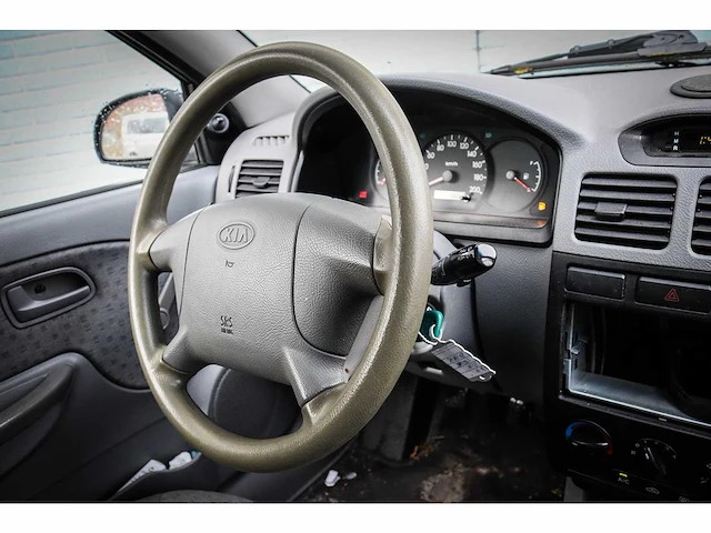 Kia rio 1.3 rs visto, 83-nr-vl - afbeelding 6 van  9