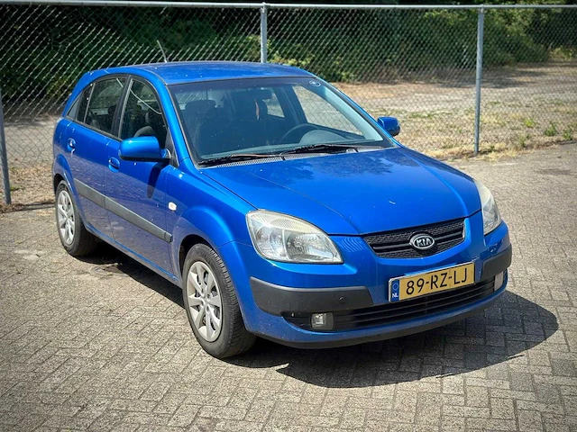 Kia rio 1.4 l , 89-rz-lj - afbeelding 7 van  14