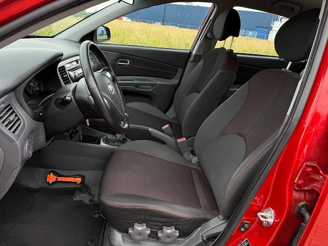 Kia rio 1.4 x-pect , 15-ghj-1 - afbeelding 18 van  19