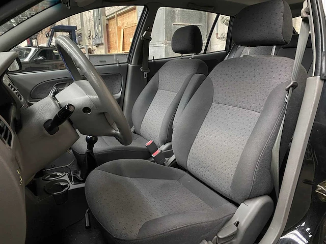 Kia rio 1.5 ls ice 97pk 2005, 88-rg-rf - afbeelding 16 van  28