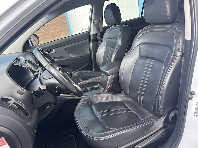 Kia sportage 1.6 gdi super pack car 2013 | 74-zxl-6 - afbeelding 2 van  26