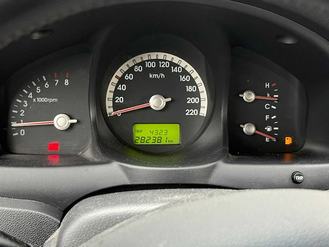 Kia sportage 2.0 cvvt x-pression , 23-xh-zn - afbeelding 13 van  14
