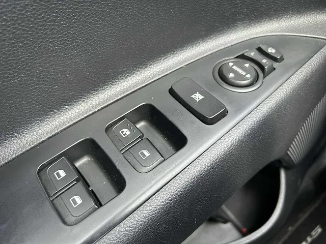 Kia stonic 1.0 t-gdi dynamicline | zs-905-j - afbeelding 3 van  24