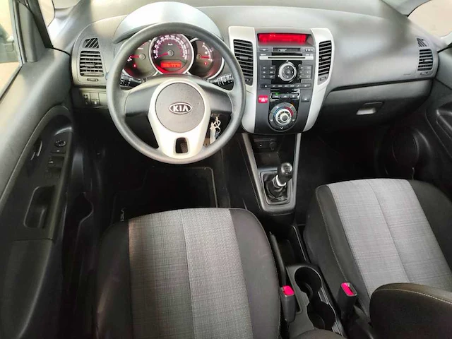 Kia venga 1.4 cvvt x-pect car 2011 | gnj-74-r - afbeelding 5 van  17