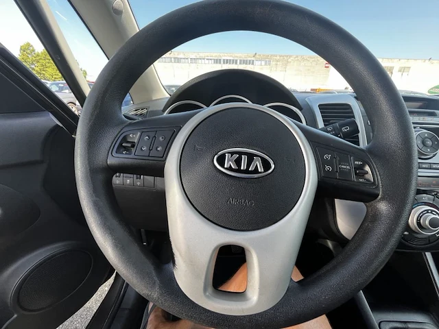 Kia venga 1.4i access 90, 2012 - afbeelding 4 van  28