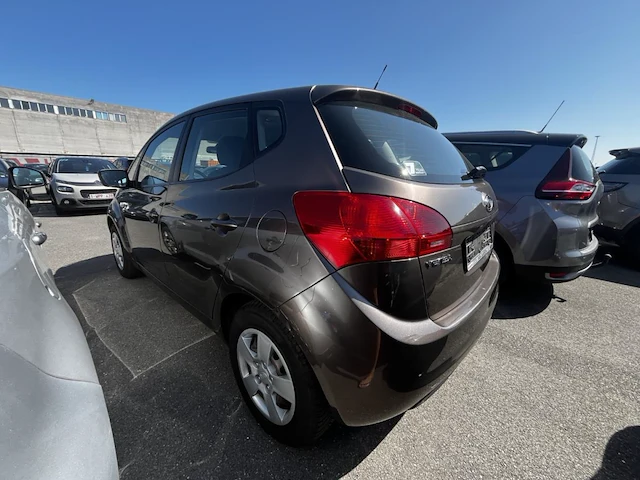 Kia venga 1.4i access 90, 2012 - afbeelding 25 van  28