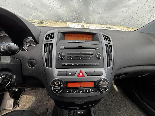 Kia,2007 - afbeelding 2 van  34