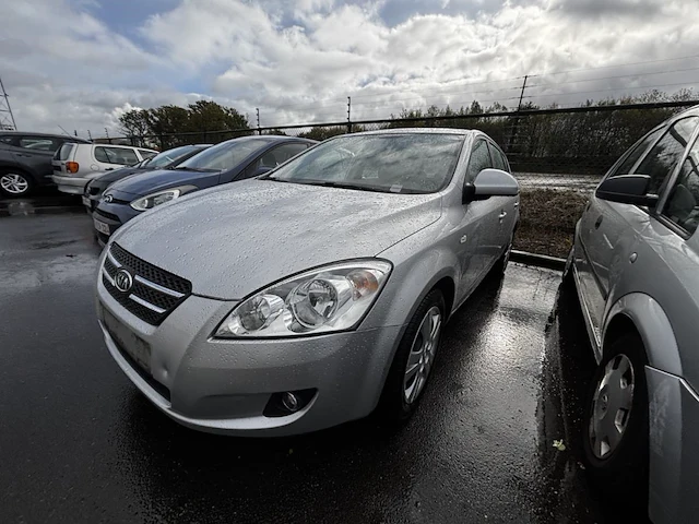 Kia,2007 - afbeelding 1 van  34