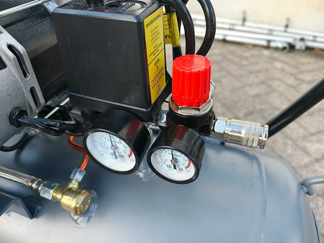 Kibani - olievrije compressor - afbeelding 5 van  15