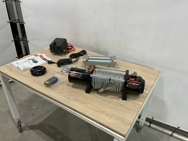 Kibani 12v 5897 kg lier - afbeelding 1 van  10