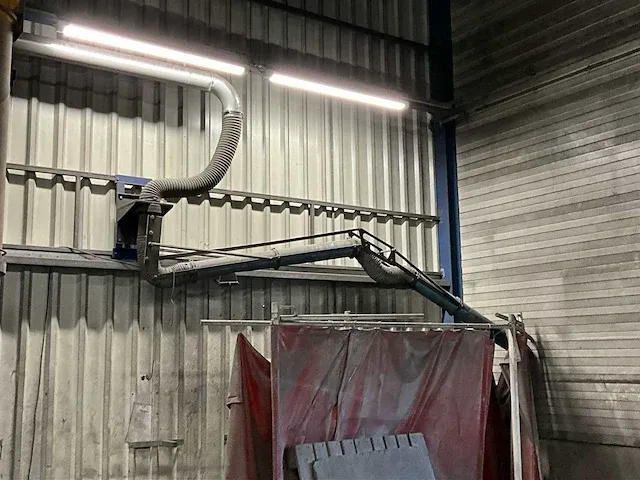 Kiekens centrale stoffilterafzuig installatie - afbeelding 3 van  24
