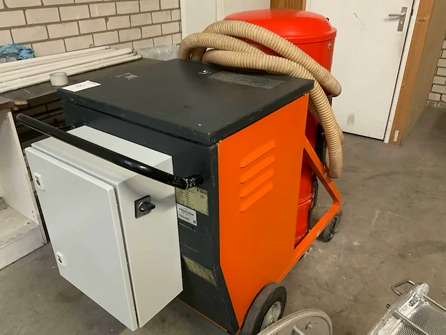 Kiekens d-1052 industriële stofzuiger - afbeelding 4 van  5