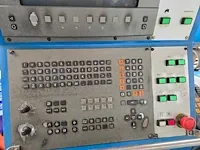 Kiheung - combi u3z - cnc-freesmachine - 2001 - afbeelding 3 van  12