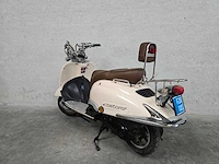 Killerbee - snorscooter - custom - 4t 25km uitvoering f201xs - afbeelding 6 van  7