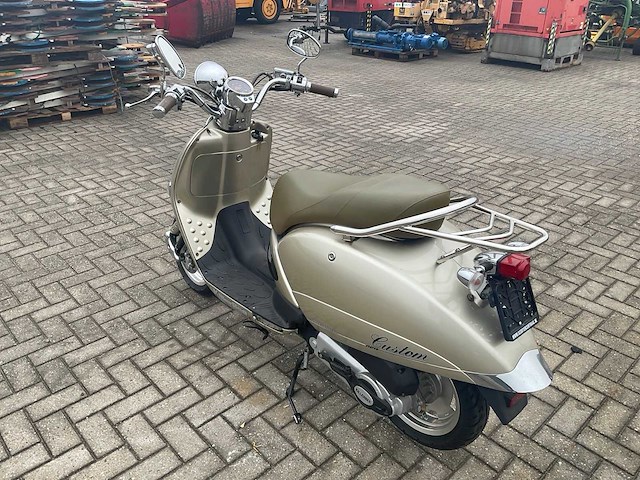 Killerbee custom elektrische scooter ongebruikt - afbeelding 7 van  12