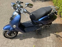 Killerbee new retro scooter - afbeelding 8 van  9