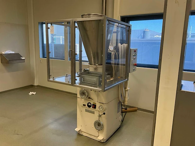 Killian rt 20 tablet persmachine - afbeelding 1 van  15