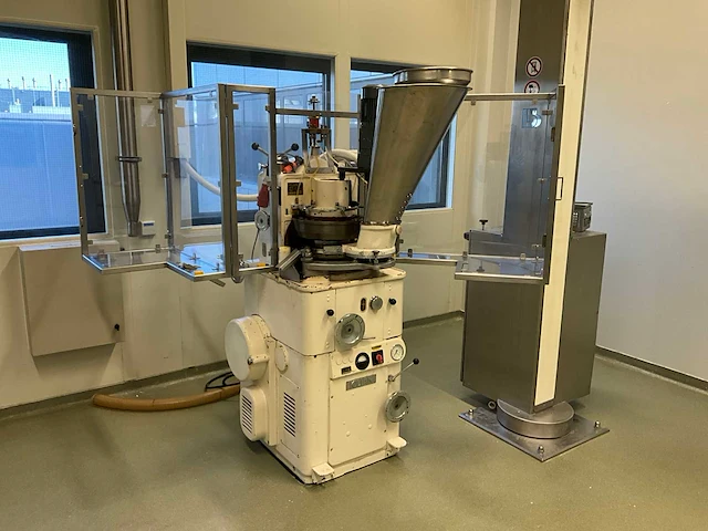 Killian rt 20 tablet persmachine - afbeelding 11 van  15