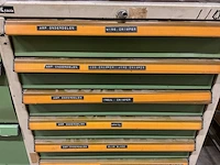 Kind werkplaatskast met machine onderdelen - afbeelding 6 van  13