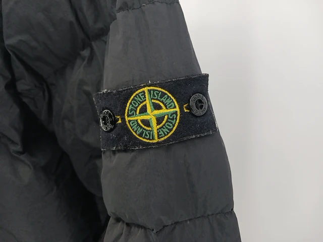 Kinder jas, maat 14/170, stone island, puffer jacket - afbeelding 7 van  11