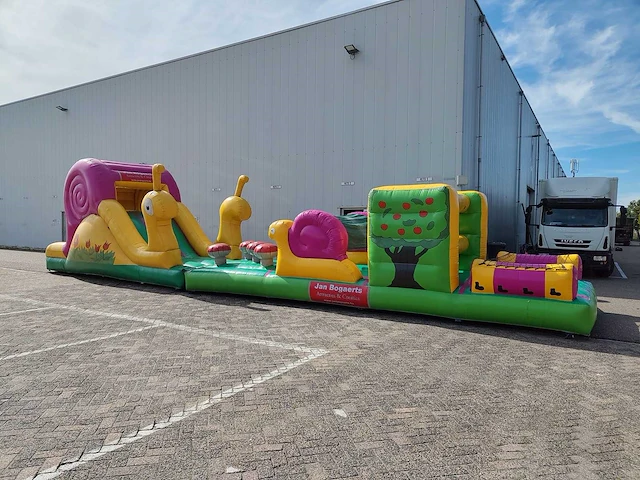 Kinderbaan slakkenrace (2-delig kussen) - afbeelding 1 van  9