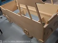 Kinderbed vw t1 hout peacesleepers met wandplankje - afbeelding 2 van  11