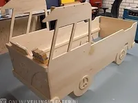 Kinderbed vw t1 hout peacesleepers met wandplankje - afbeelding 11 van  11
