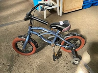 Kinderfiets en motor - afbeelding 6 van  6