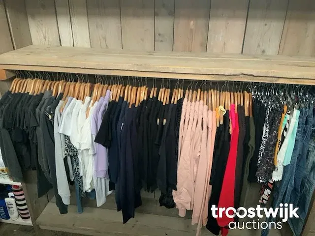 Kinderkleding diverse merken - afbeelding 1 van  6