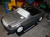 Kinderrijautomaat mercedes incompleet. werking onbekend. sleutel aanwezig. afmeting 145 x 73 cm. hoogte 70 cm