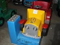 Kinderrijautomaat met muntinworp € 0,50. bouwjaar 1978. werkend getest. sleutel aanwezig. afmeting 100 x 74... - afbeelding 2 van  2