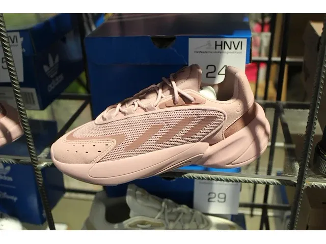 Kindersneaker adidas ozelia j maat 35,5 - afbeelding 2 van  2