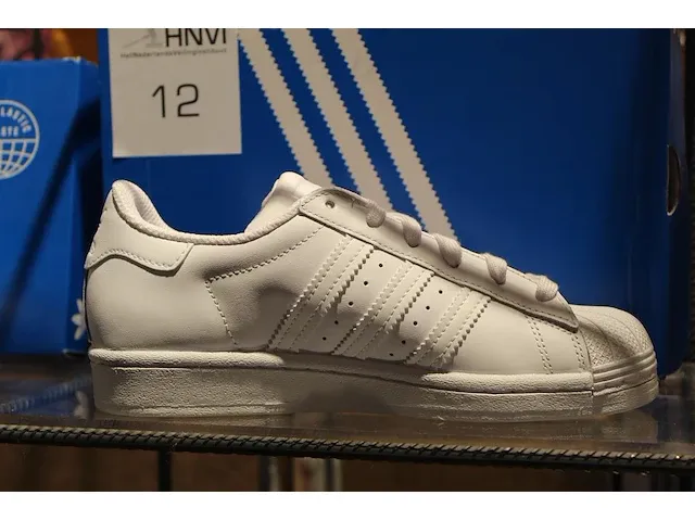 Kindersneaker adidas superstar j maat 35,5 - afbeelding 2 van  2