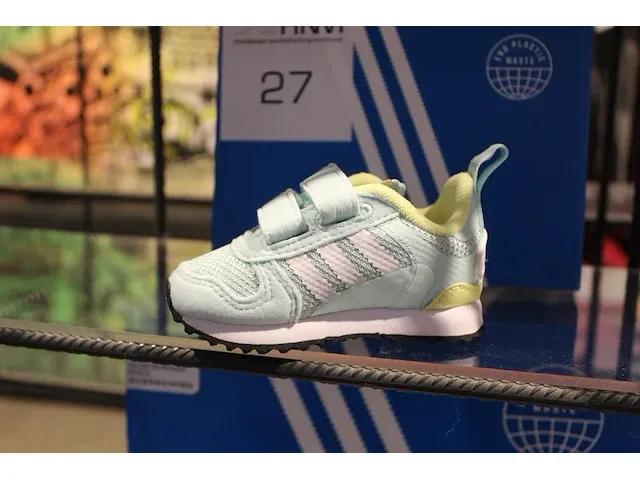 Kindersneaker adidas zx 700 hd cf i maat 19 - afbeelding 2 van  2