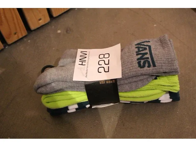 Kindersokken vans 3pack maat 31,5-38 - afbeelding 1 van  2