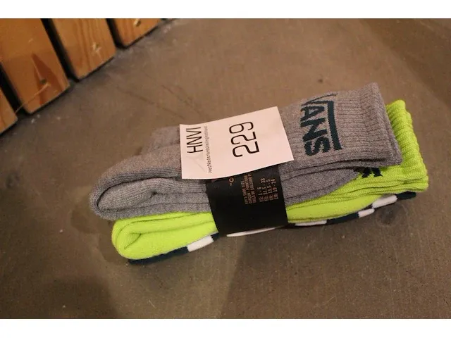 Kindersokken vans 3pack maat 31,5-38 - afbeelding 1 van  2
