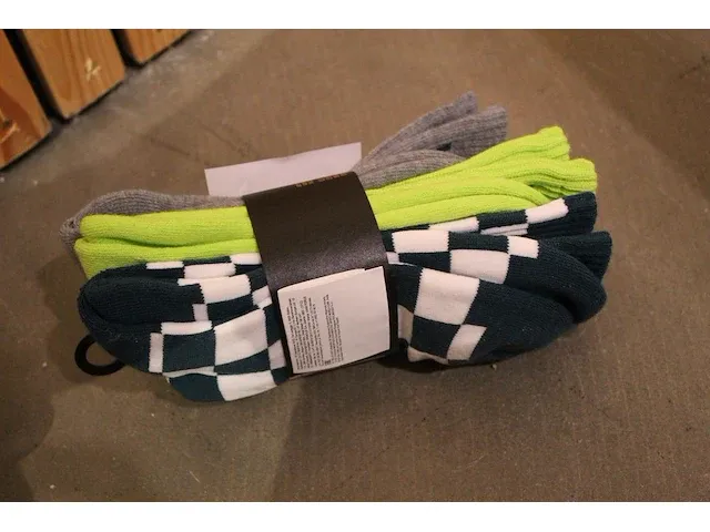 Kindersokken vans 3pack maat 31,5-38 - afbeelding 2 van  2