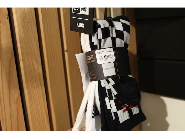 Kindersokken vans 3pack maat 31,5-38 - afbeelding 2 van  2