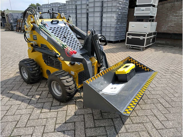King kong - xg360 - skidsteer loader - afbeelding 33 van  35