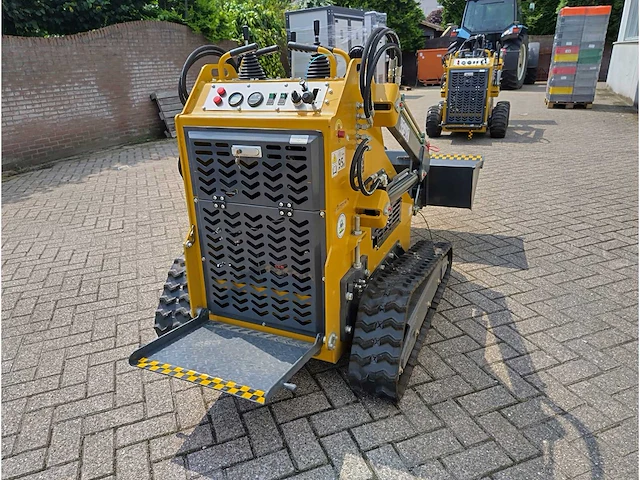 King kong - xg380 - skidsteer loader - afbeelding 24 van  28
