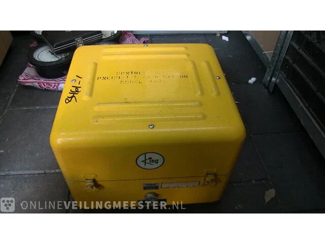King nutronics 3461 mobiele druk kalibratie unit king nutronics, 3461, geel - afbeelding 10 van  11