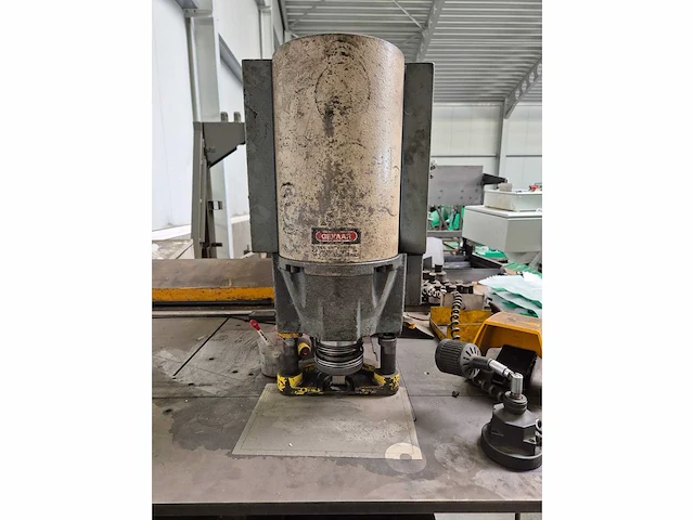 Kingsland - 2000 - 55 xsd - pons- en knipmachine - afbeelding 10 van  10