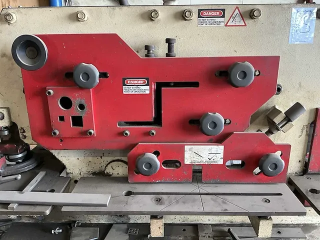Kingsland 60xa hydraulische pons- en knipmachine - afbeelding 9 van  11