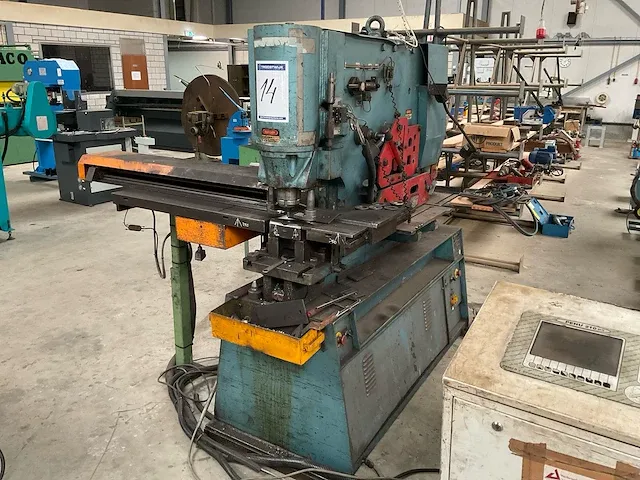 Kingsland 85xs pons- en knipmachine - afbeelding 1 van  10