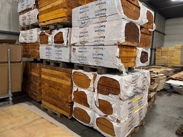 Kingspan - kooltherm - isolatieplaten. 1200x600x90mm rd5,00 circa 126m2 - afbeelding 1 van  5