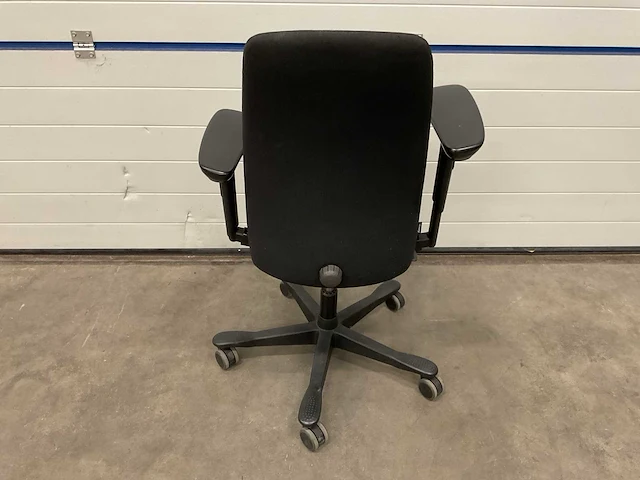 Kinnarps bureaustoel - afbeelding 3 van  4